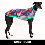 Laden Sie das Bild in den Galerie-Viewer, Street Snacks Greyhound Hound-Tee
