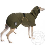 Load image into Gallery viewer, Outdoor Softshell Warm PLUS Jacke | Windhunde und schmale Rassen
